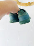 Green Sneakers, size 6