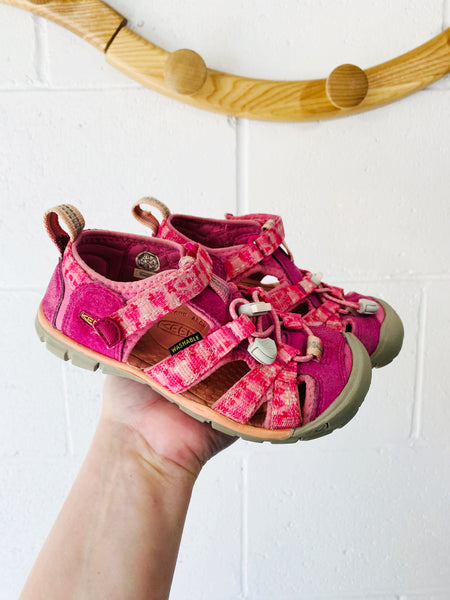 Keen Pink Seacamp Sandals, size 11