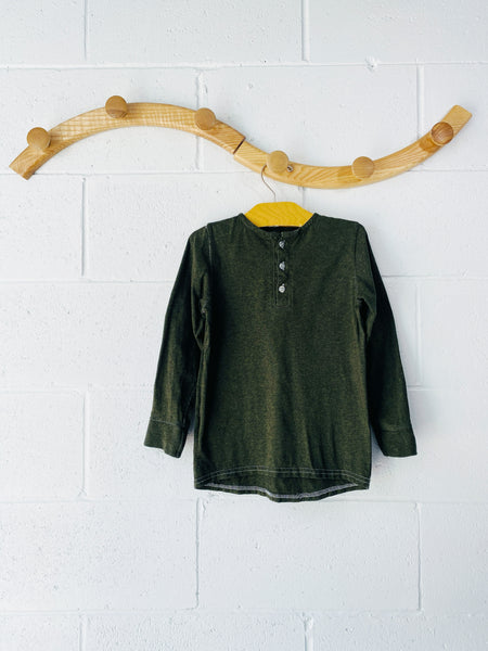 18 Waits Dark Green Shirt, 5 years