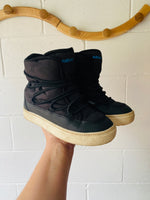 Chamonix Black Winter Boots, youth size 3