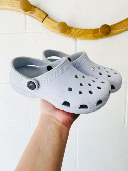 Pale Periwinkle Classic Clogs, size 12 (C12)