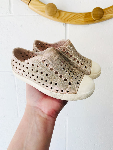 Pink Glitter Jefferson Shoes, size 8 (C8)