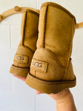 Light Brown Cozy Winter Boots, size 12