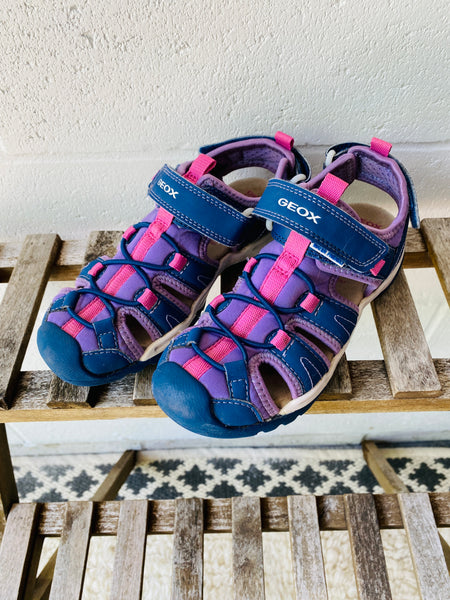 Pink and Purple Closed Toe Sandals, size 13 (31)