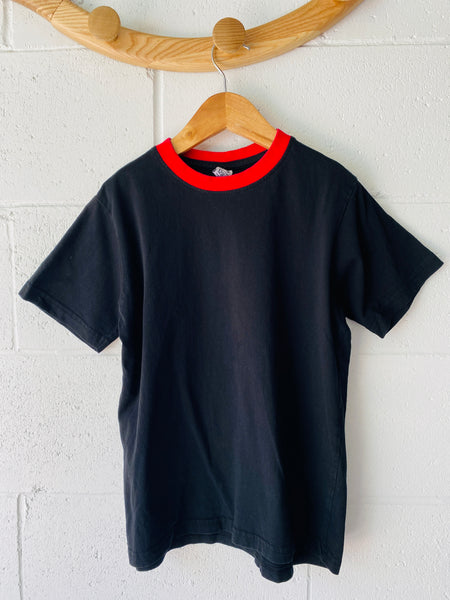 Black and Red Retro Tee, 7-8 years