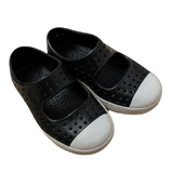 Black Jefferson Juniper Shoes, size 7 (C7)